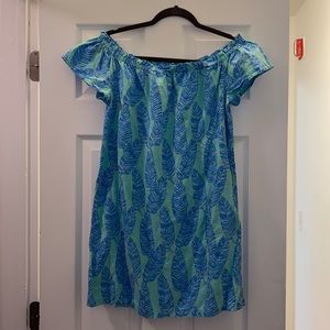 Vineyard vines dress